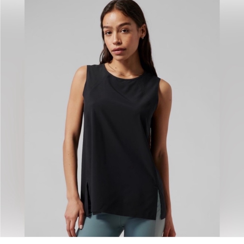 NWT, Athleta Black Sleeveless Zephyr Tank!